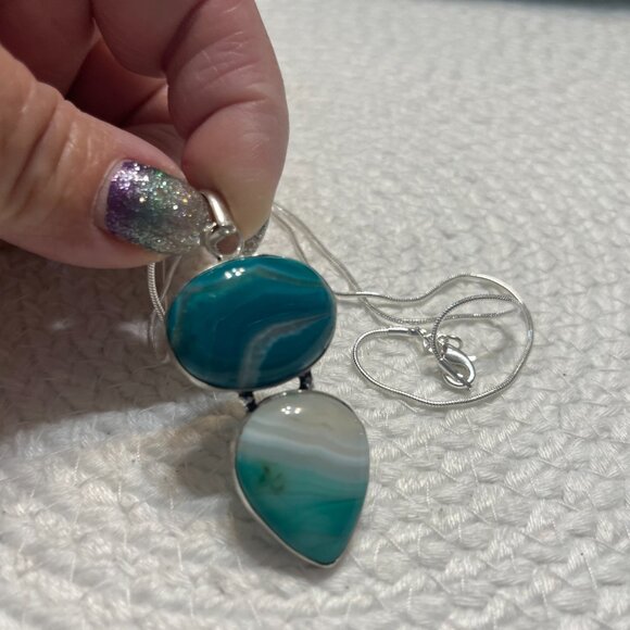 Beautiful GREEN BOTSWANA AGATE Handmade Sterling 925 Pendant/Chain #256D - Picture 3 of 3